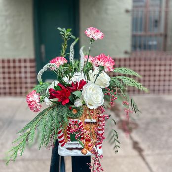 Florals By Hometown Collective - Floral Designers Near Me - Gatesville, Texas Florals By Hometown Collective - Floral Designers Near Me - Gatesville, Texas