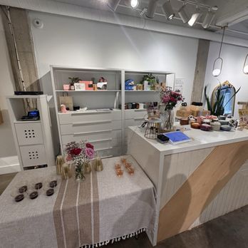 Paddywax Candle Bar - Checkout - Candle Stores Near Me - Charlotte, North Carolina Paddywax Candle Bar - Checkout - Candle Stores Near Me - Charlotte, North Carolina