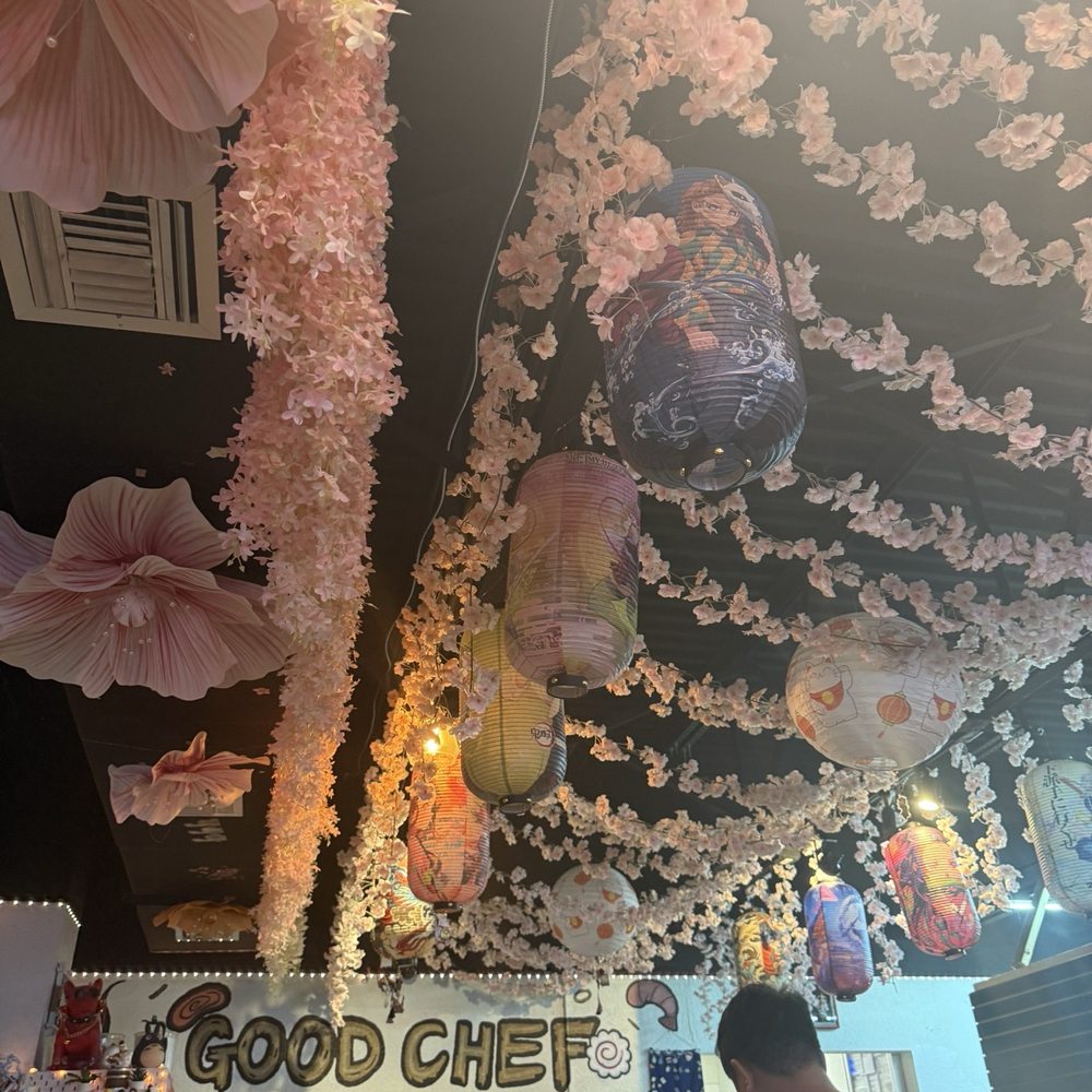 Good Chef Restaurant - Atmosphere - Asian Fusion Near Me - Miami, Florida Good Chef Restaurant - Atmosphere - Asian Fusion Near Me - Miami, Florida