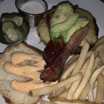 Café Hollander Hilldale - American Near Me - Madison, Wisconsin