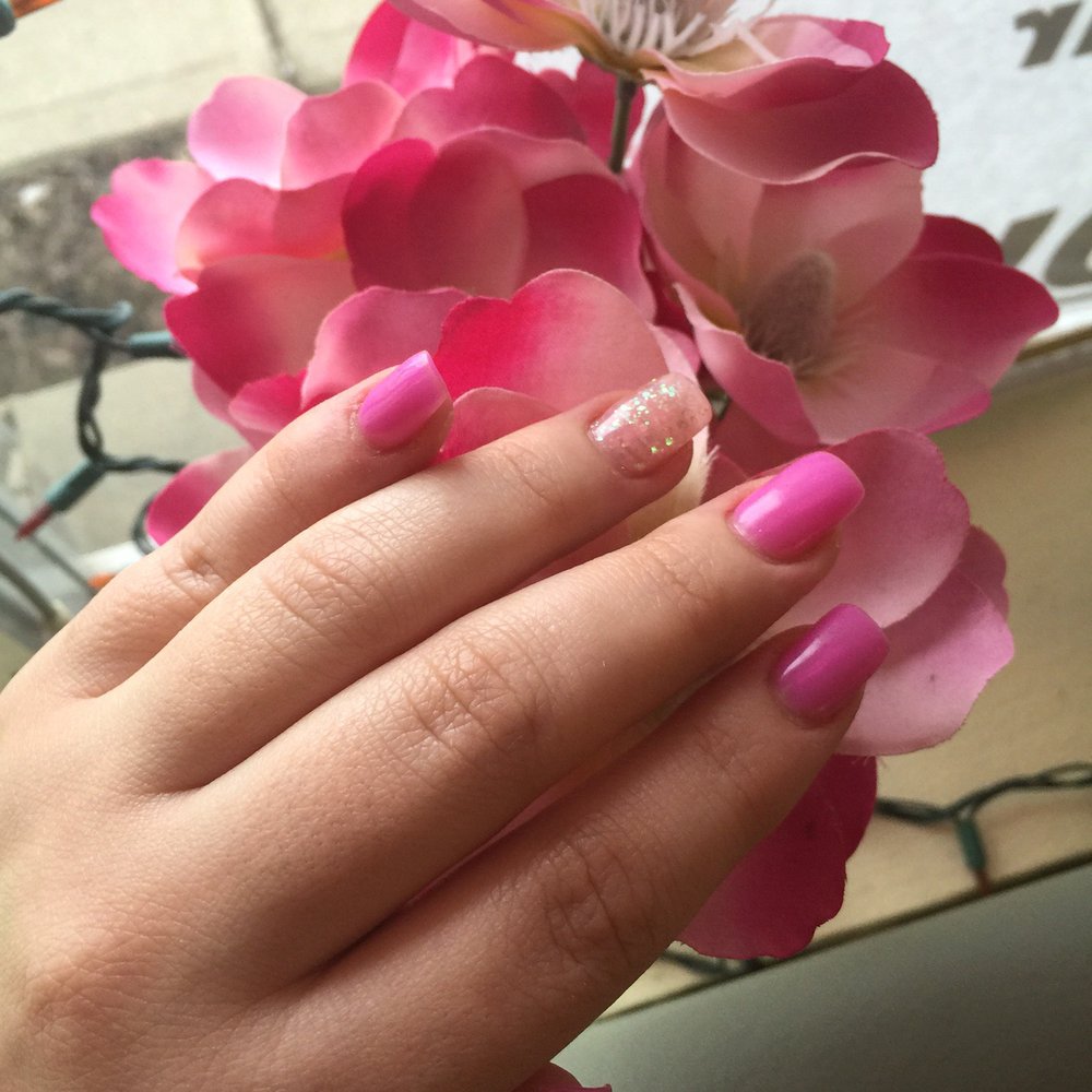 Candi Nails - Something natural with a kick of sparkle on the side. - Nail Salons Near Me - Utica, Michigan Candi Nails - Something natural with a kick of sparkle on the side. - Nail Salons Near Me - Utica, Michigan