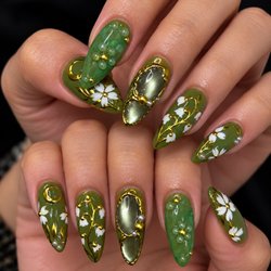 2EM Nail Place