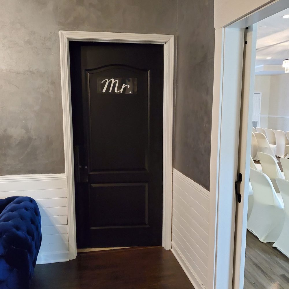 Rivers Edge Events & Rentals - Men's restroom - Venues & Event Spaces Near Me - Shepherdsville, Kentucky Rivers Edge Events & Rentals - Men's restroom - Venues & Event Spaces Near Me - Shepherdsville, Kentucky