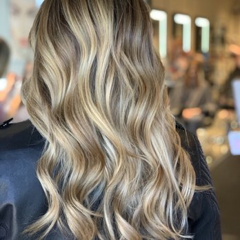 1. Veronica's Hair Studio