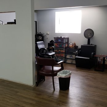 Milestones Grooming Lounge - Barbers Near Me - Bessemer, Alabama