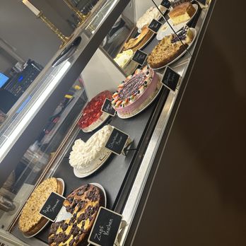 Nüsslein - Cafes Near Me - Erfurt, TH Nüsslein - Cafes Near Me - Erfurt, TH