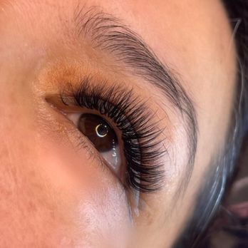 Lash Tech Jenny - Eyelash Service Near Me Lash Tech Jenny - Eyelash Service Near Me