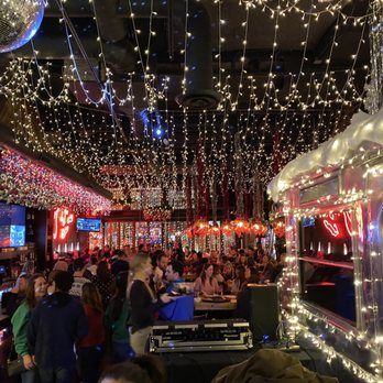 Happy Camper - Main area - Pizza Near Me - Chicago, Illinois Happy Camper - Main area - Pizza Near Me - Chicago, Illinois