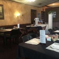 Yarborough's Restaurant - More of the interior
