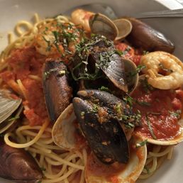 As the dinner arrived. A bit cool but was optimistic - loved the shredded basil topping. As the dinner arrived. A bit cool but was optimistic - loved the shredded basil topping.