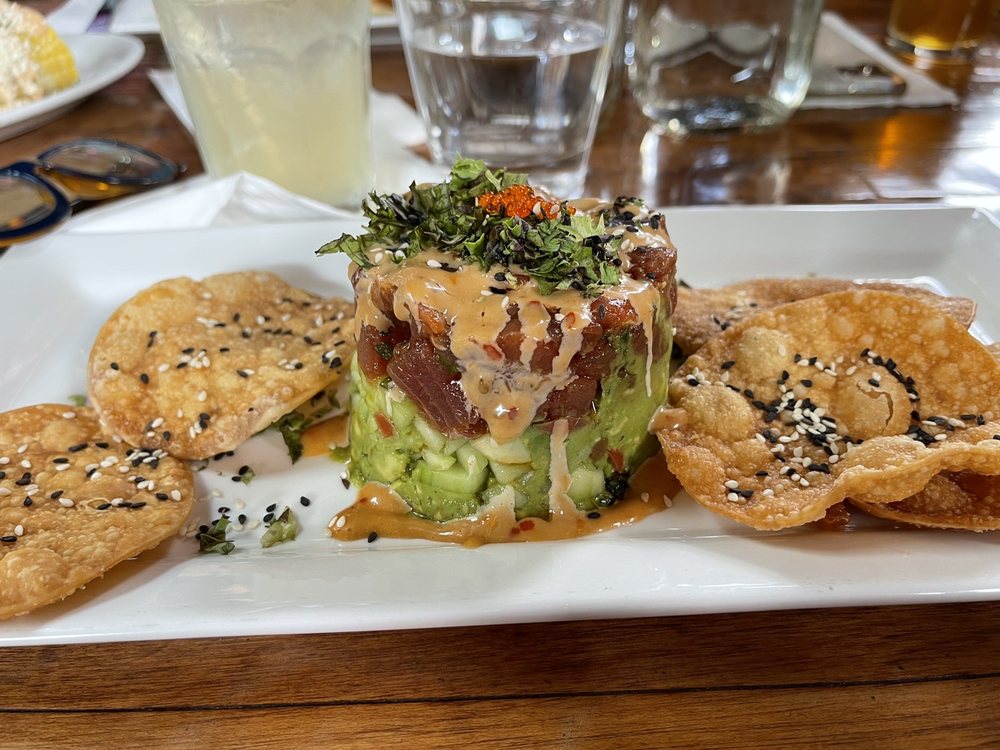 Boneyard Saloon & Kitchen