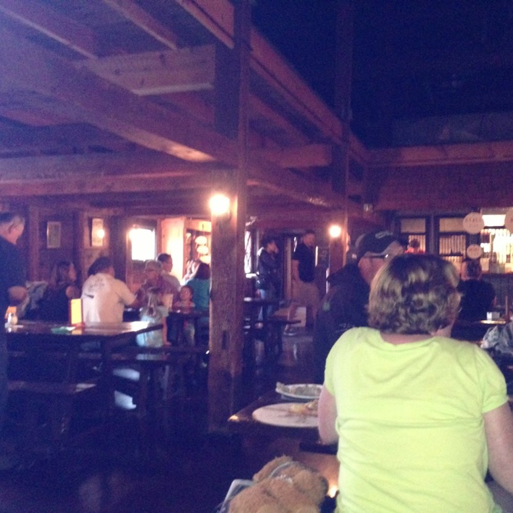 Pizza Barn - Unreal.... 4:30 pm and packed - Pizza Near Me - Center Ossipee, New Hampshire Pizza Barn - Unreal.... 4:30 pm and packed - Pizza Near Me - Center Ossipee, New Hampshire