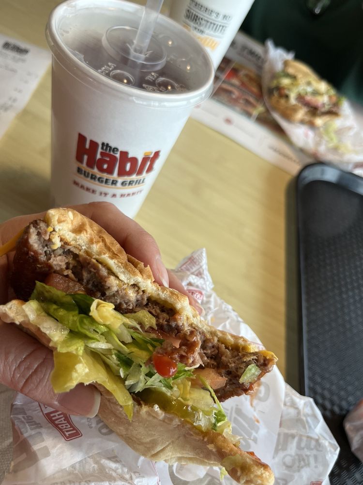 Habit Burger & Grill — Mexican restaurant in Eatontown