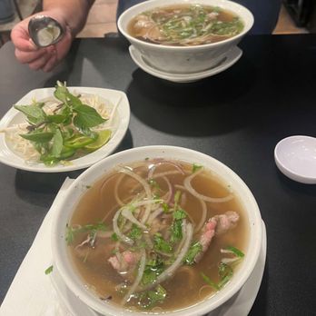 Saigon Yum - kid's size pho bowl - Vietnamese Near Me - San Leandro, California Saigon Yum - kid's size pho bowl - Vietnamese Near Me - San Leandro, California