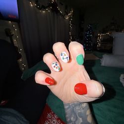 Almond Plaza Nails and Spa