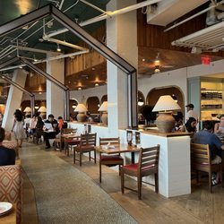 Founding Farmers Fishers & Bakers - Interior.