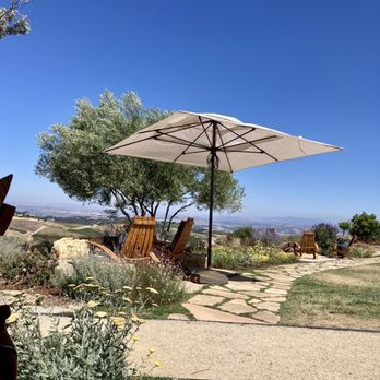 DAOU Vineyards - Wineries Near Me - Paso Robles, California DAOU Vineyards - Wineries Near Me - Paso Robles, California