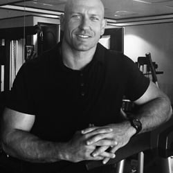 Hi there! Thanks for looking at my picture. Let's get you back looking and feeling your best!