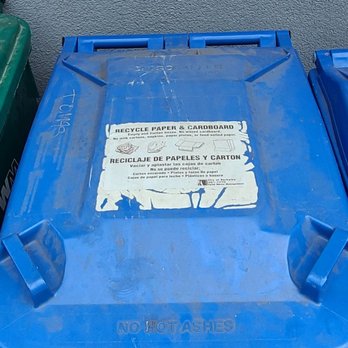 Nice Cans - Outside before. - Pressure Washers Near Me Nice Cans - Outside before. - Pressure Washers Near Me