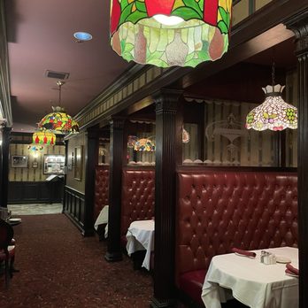 Gaslight Club - New American Near Me - Chicago, Illinois