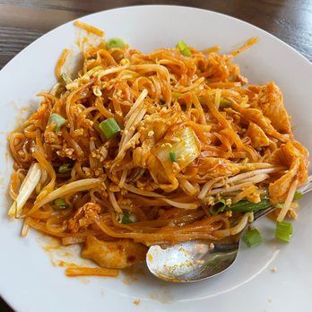 Thesen Asian Noodle Bar - Chicken Pad Thai - Noodles Near Me - Naples, Florida Thesen Asian Noodle Bar - Chicken Pad Thai - Noodles Near Me - Naples, Florida