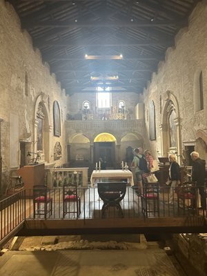 Basilica di Sant' Anastasia by null