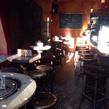 Kattwinkel - Unser Gastraum lädt ab den frühen Abendstunden zum chilligen verweilen ein. - Bars Near Me - Cologne, NW Kattwinkel - Unser Gastraum lädt ab den frühen Abendstunden zum chilligen verweilen ein. - Bars Near Me - Cologne, NW
