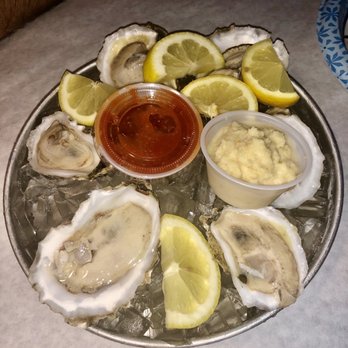 Juicy King Crab House - Half a dozen raw oysters - Seafood Near Me - Hampton, Virginia Juicy King Crab House - Half a dozen raw oysters - Seafood Near Me - Hampton, Virginia