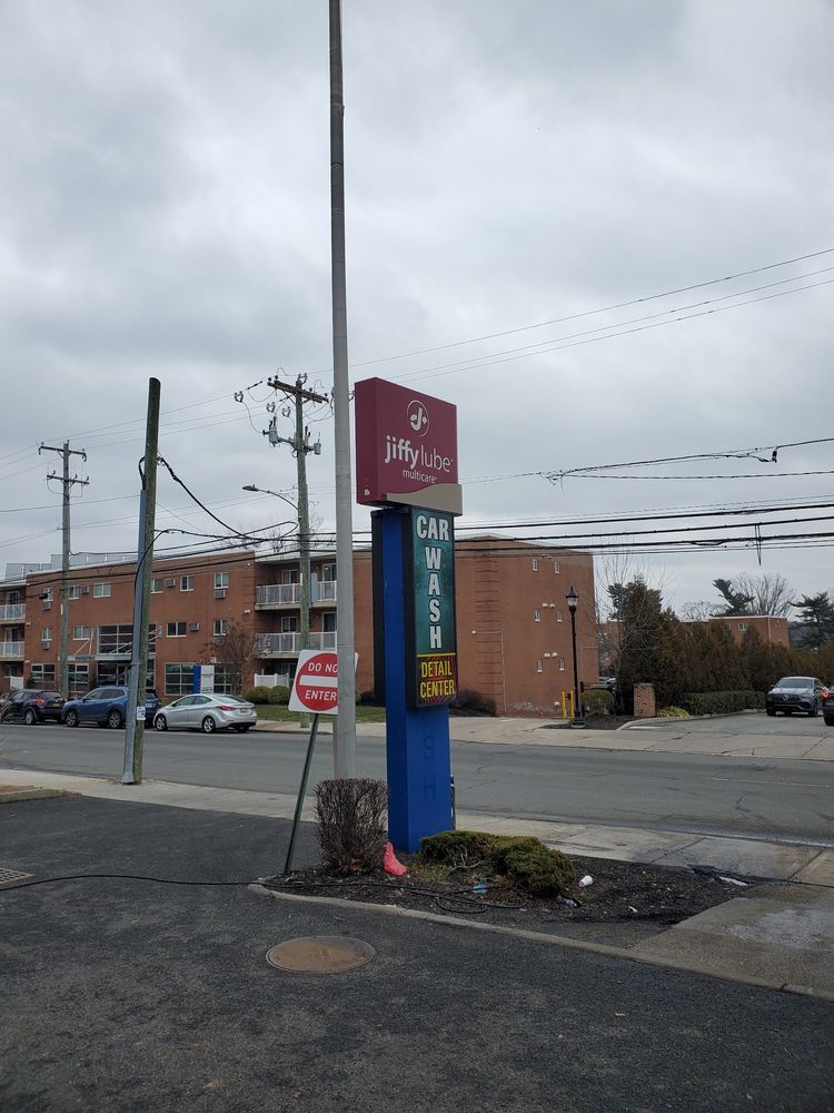 RIDGE WASH LLC Updated July 2024 15 Photos & 19 Reviews 6722 Ridge Ave, Philadelphia