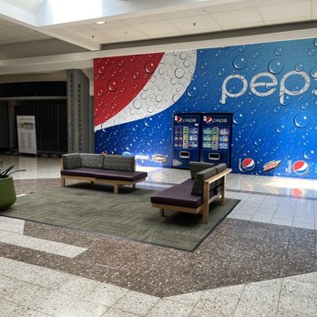 Colony Square Mall - Various rest areas. - Shopping Centers Near Me - Zanesville, Ohio