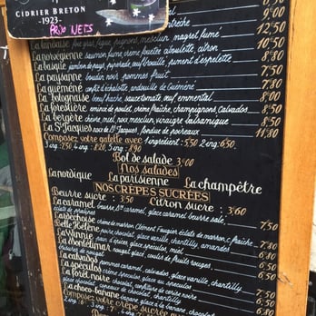 La Cidrerie du Marais - The menu board outside La Cidrerie du Marais, Dec. 2015 - Creperies Near Me - Paris, 75