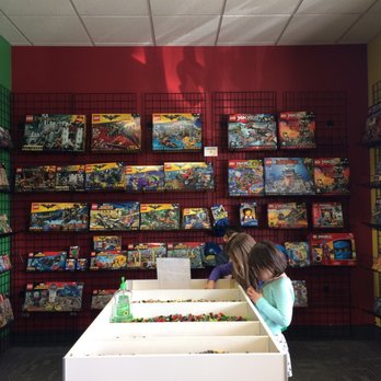 Bricks & Minifigs Orem - Toy Stores Near Me - Orem, Utah