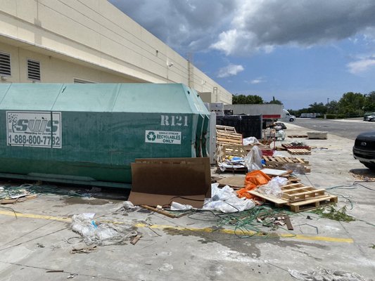 FLOOR DECOR Updated July 2025 305 Photos 241 Reviews 1914 W L 