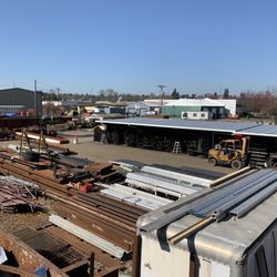 Clackamas Steel & Mfg - steel yard