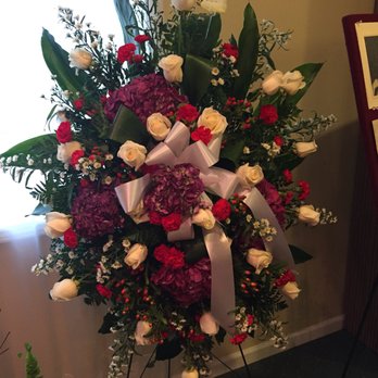 Flower & Gifts By Renee - Florists Near Me - Dearborn, Michigan