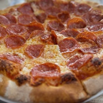 La Dolce Vita - Pepperoni pizza - Italian Near Me - Puerto Vallarta, JAL La Dolce Vita - Pepperoni pizza - Italian Near Me - Puerto Vallarta, JAL
