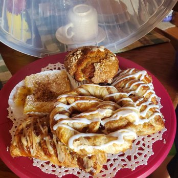 Gastehaus Schmidt Reservation Service - The pastries...out of this world - Bed & Breakfast Near Me - Fredericksburg, Texas