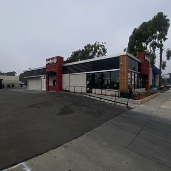 Wendy's - Wendy's drive-thru - Burgers Near Me - Long Beach, California Wendy's - Wendy's drive-thru - Burgers Near Me - Long Beach, California