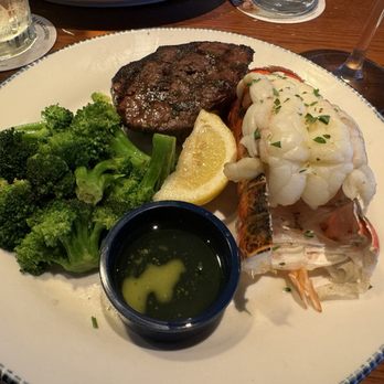 Red Lobster - Seafood Near Me - Fresno, California Red Lobster - Seafood Near Me - Fresno, California