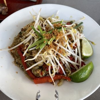 Star Noodle - Singapore Noodles - Asian Fusion Near Me - Lahaina, Hawaii Star Noodle - Singapore Noodles - Asian Fusion Near Me - Lahaina, Hawaii