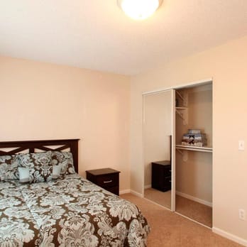 Granite Valley Apts - Lots of Closet Space - Apartments Near Me - Cedar Rapids, Iowa Granite Valley Apts - Lots of Closet Space - Apartments Near Me - Cedar Rapids, Iowa