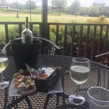Lost Oak Winery - Party & Event Planning Near Me - Burleson, Texas