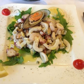 Vesuvio - Italian Near Me - Lemgo, NW
