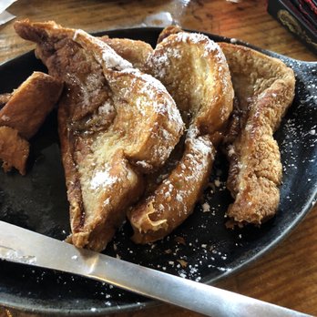 Two Cracked Eggs Cafe - Breakfast & Brunch Near Me - Savannah, Georgia