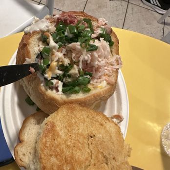 Splash Cafe - Loaded Clam Chowder BREAD BOWL - Desserts Near Me - Pismo Beach, California