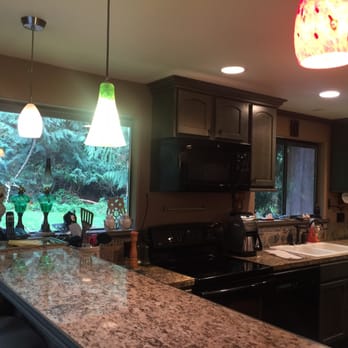 The Salish Seaside Escapes - Screech owl kitchen - Resorts Near Me - Eastsound, Washington
