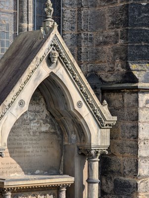 Glasgow Cathedral by null