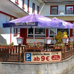 BBQ-Haus Lörrach - Terrasse für Gäste vom asiatischen Restaurant