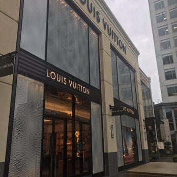 Louis Vuitton Seattle Bravern - Storefront - Leather Goods Near Me - Bellevue, Washington Louis Vuitton Seattle Bravern - Storefront - Leather Goods Near Me - Bellevue, Washington