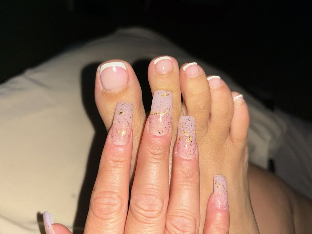 Omnia Nails & Lashes